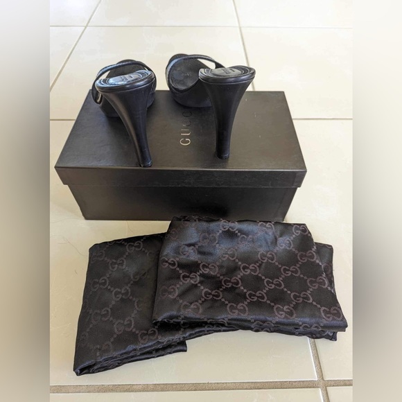 Gucci Logo high heel strapless sandals black leather size 8 - Picture 9 of 13